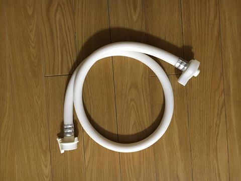 江東区にて洗濯機の取り付け依頼を頂きました。
