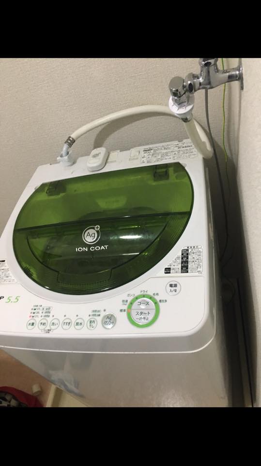 川崎市宮前区にて洗濯機の取り付け依頼を頂きました。