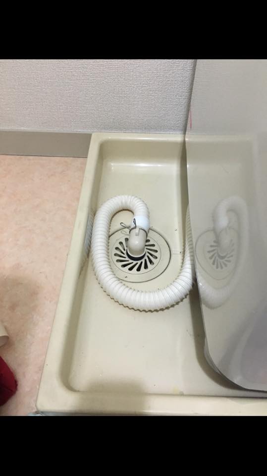 川崎市宮前区にて洗濯機の取り付け依頼を頂きました。