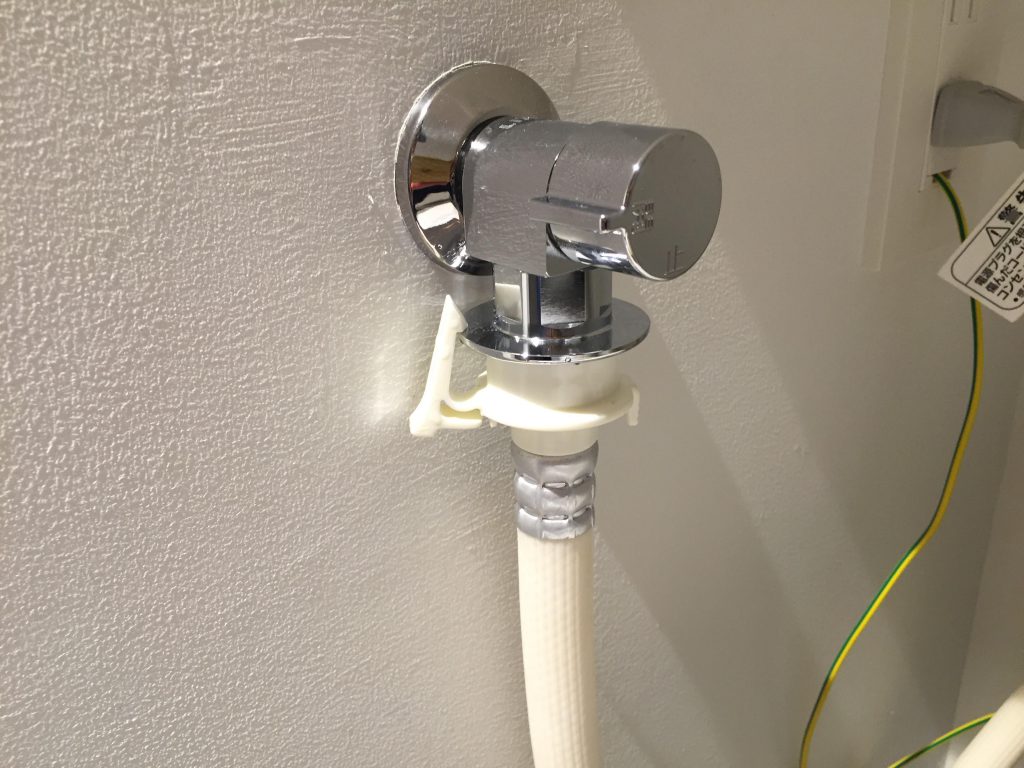 港北区にて洗濯機の取り付け依頼を頂きました