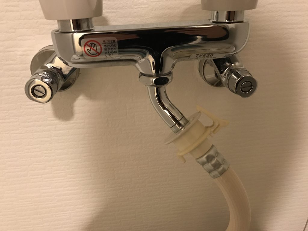 横浜市港南区にて洗濯機の取り付け依頼を頂きました