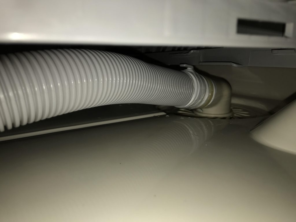 横浜市泉区にて洗濯機の取り付け依頼を頂きました