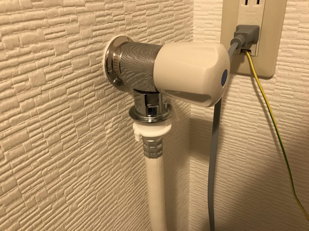 横浜市泉区にて洗濯機の取り付け依頼を頂きました