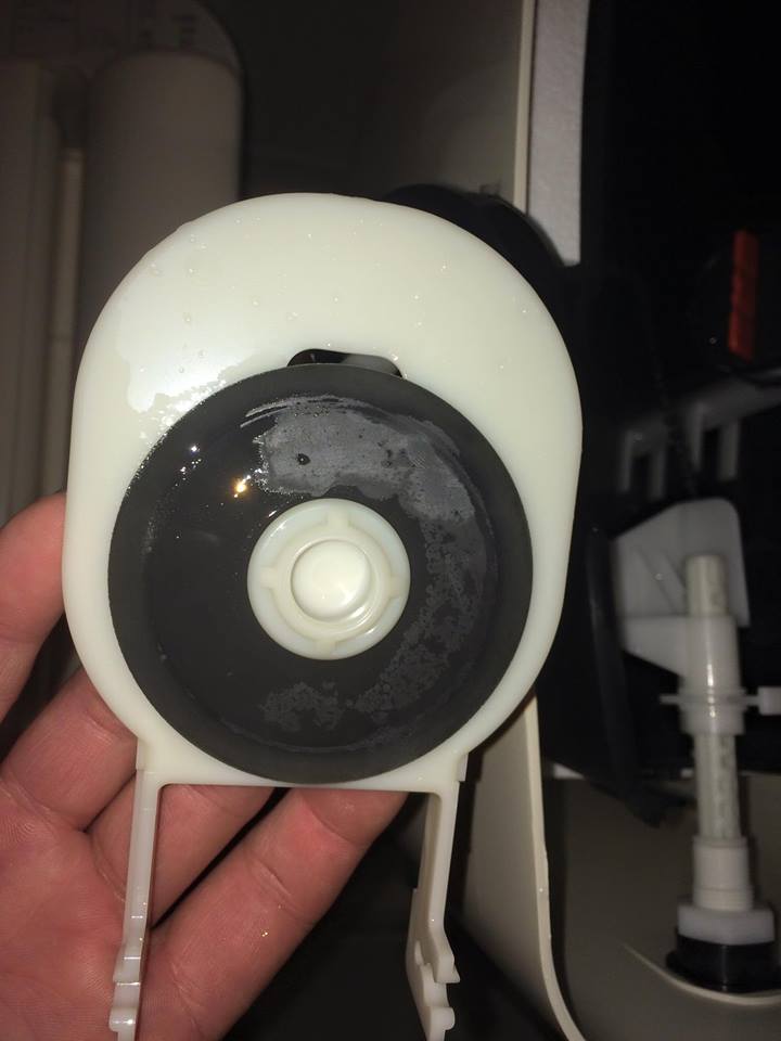 杉並区にてトイレの水漏れ修理に行ってきました