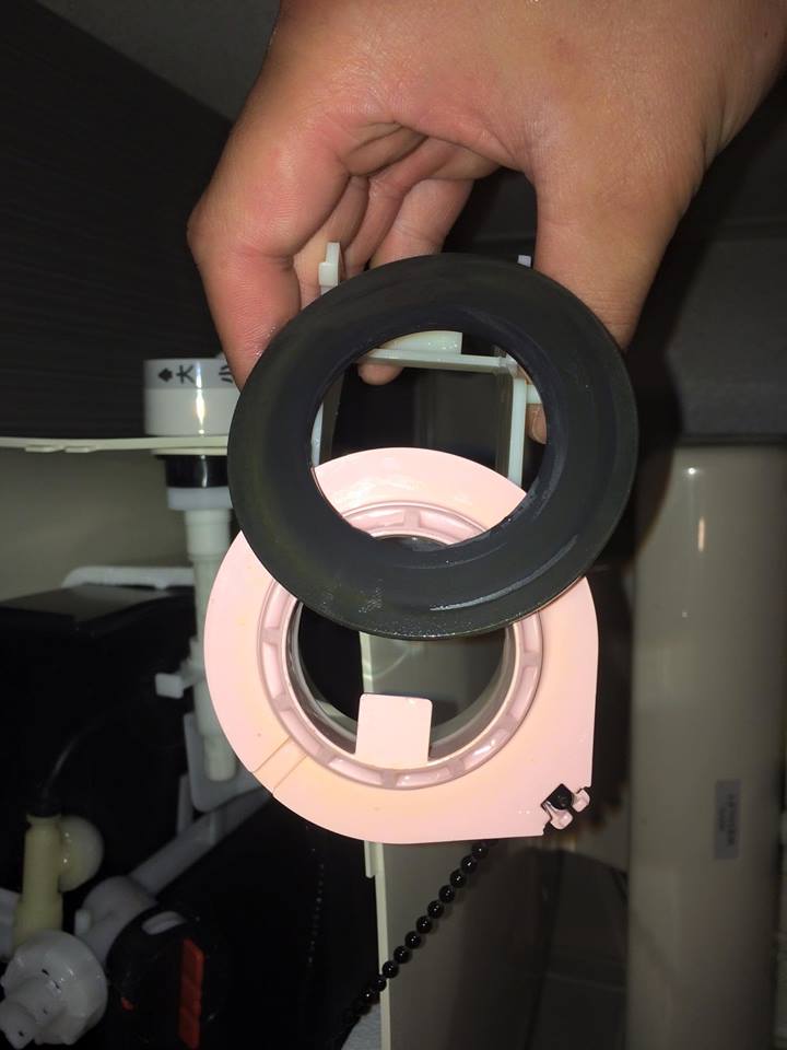 杉並区にてトイレの水漏れ修理に行ってきました