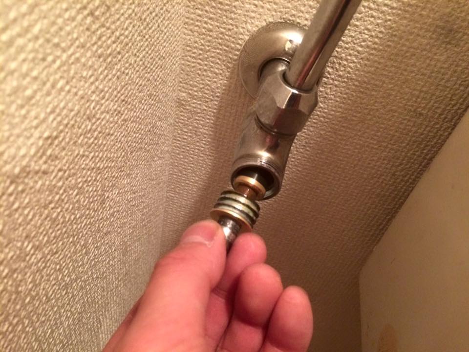 品川区にてトイレの水漏れ修理に行ってきました