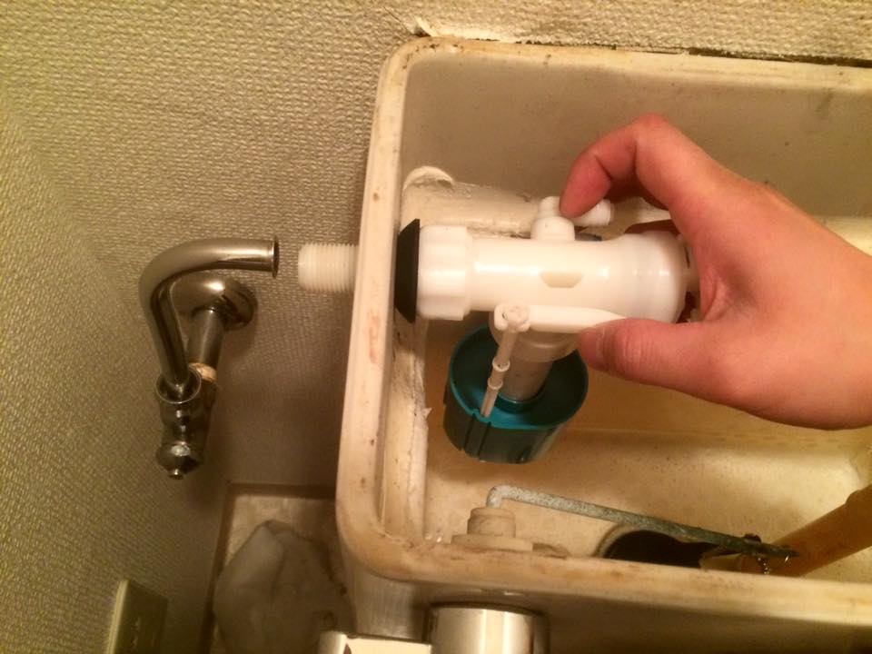 港区にてトイレの水漏れ修理に行ってきました