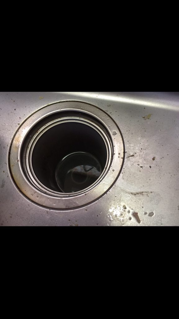 東京都千代田区の台所排水溝つまり修理業者を料金と事例で選ぶ